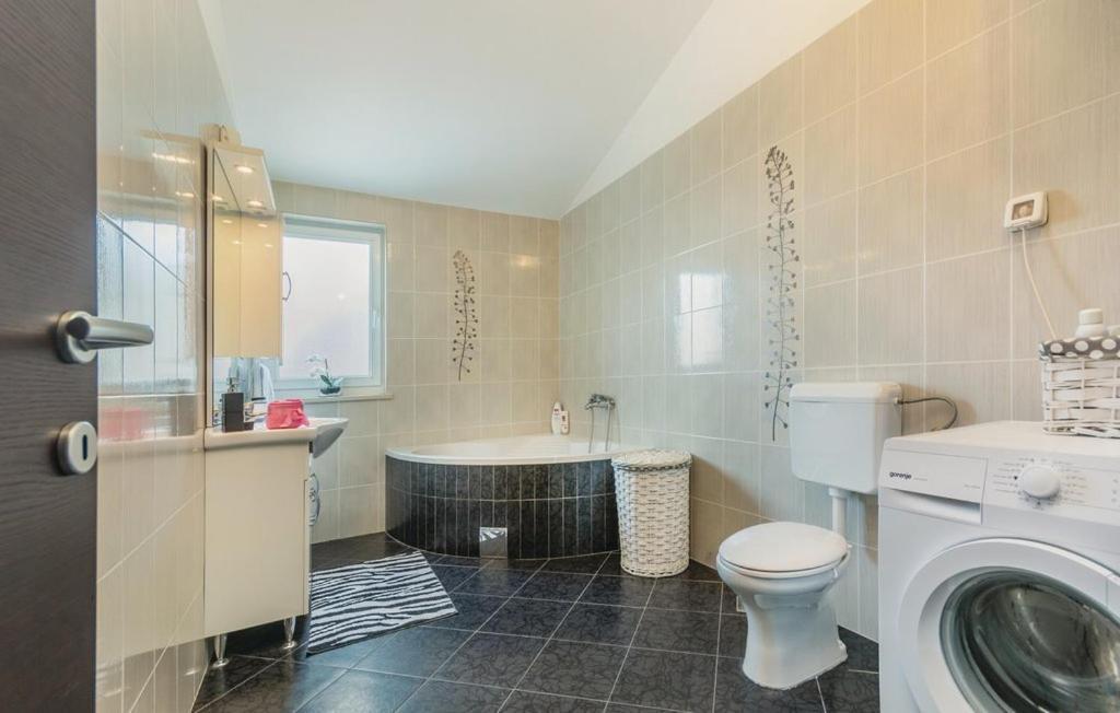 לאבין Apartmani Leiva מראה חיצוני תמונה