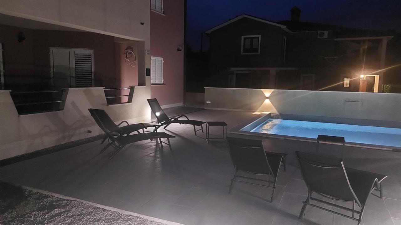 לאבין Apartmani Leiva מראה חיצוני תמונה